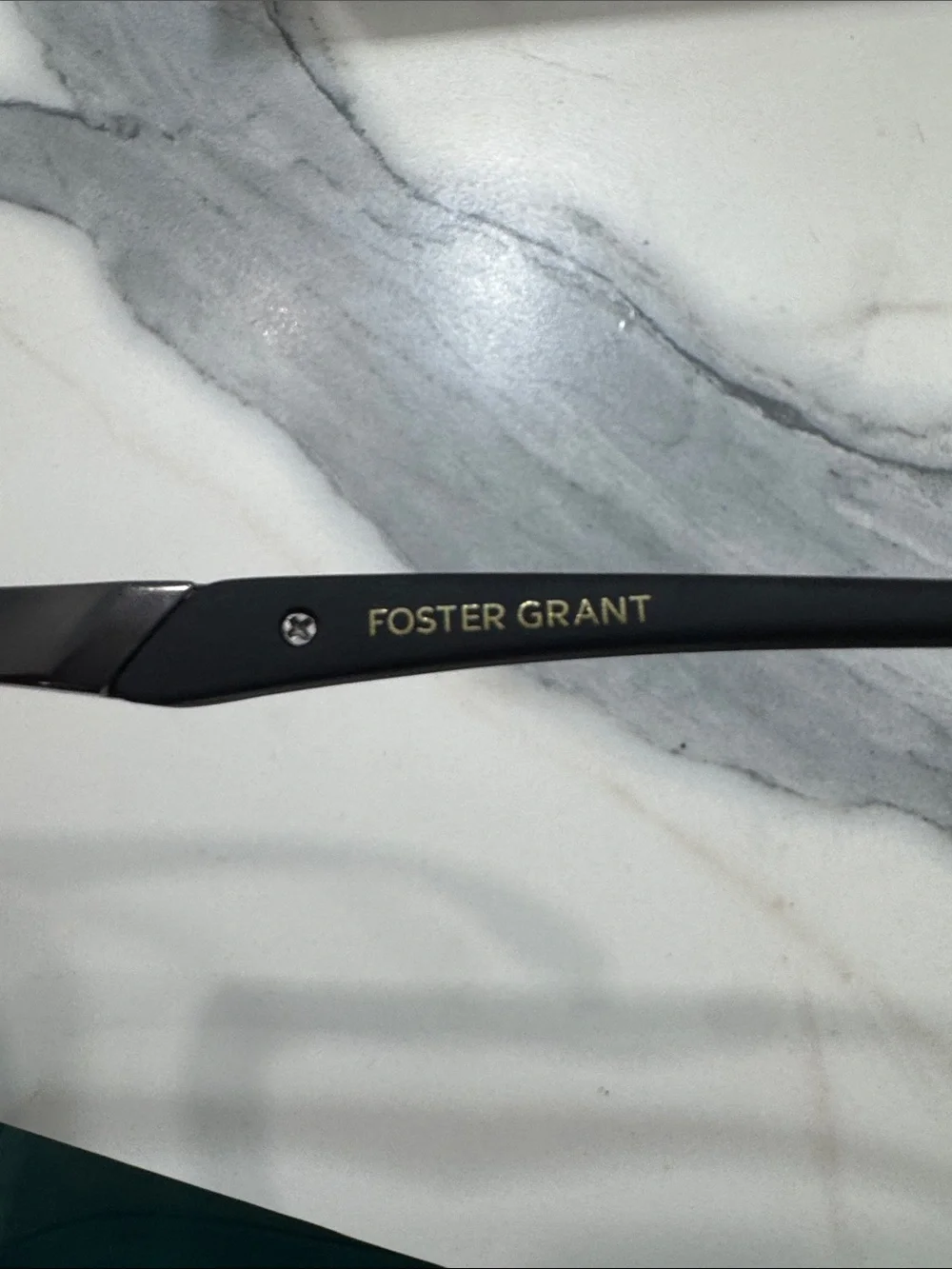Foster Grant  Black Frame Sunglasses with Gray Lenses SR 0322